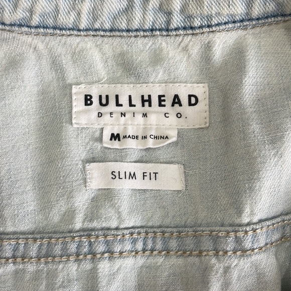 Denim Vest with lace detail - Picture 5 of 6